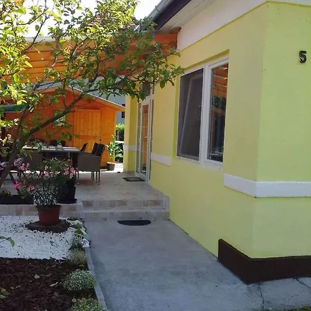 Nyaraló Holiday Home In Balatonmariafuerdo 19294 *