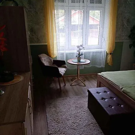 Holiday Home In Balatonmariafuerdo 19294 Nyaraló *