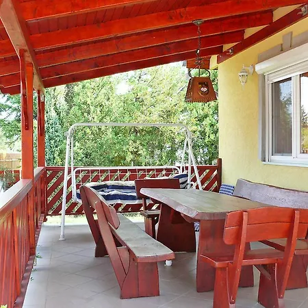 Nyaraló Holiday Home In Balatonmariafuerdo 19294 *